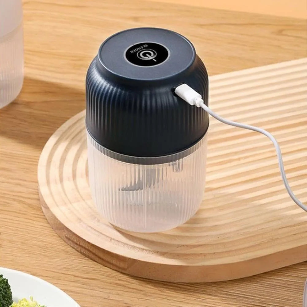 Food Crusher Portable Rechargeable Electric Garlic 6 Stainless Steel Blades Chopper for Garlic Onion Ginger Chili And Fruit Blue 4-Blade