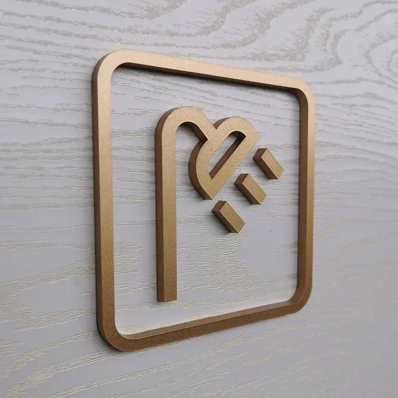 Creative Bathroom Signage Acrylic Shopping Malls Hotels Bathroom Restroom Toilet Squatting Sitting Door Stickers Prompt Signs
