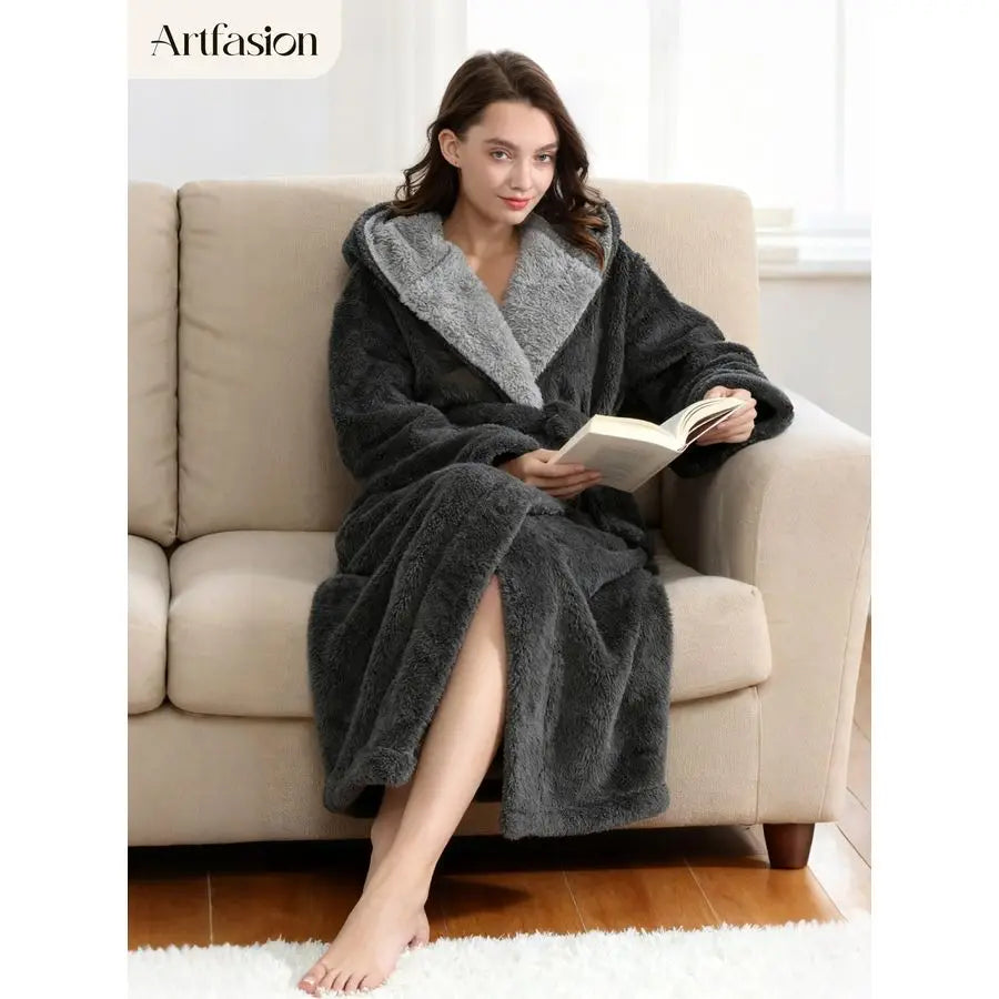 Womens Hooded Bathrobe In Soft Plush Fleece Warm And Cozy